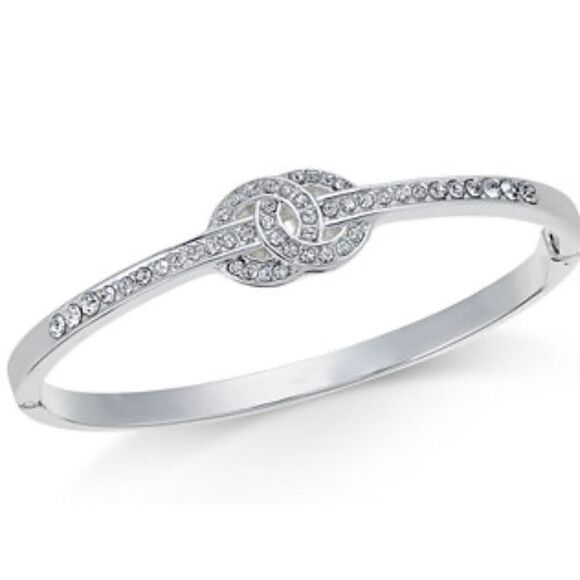 Charter Club Silver-Tone Interlocking Pavé Circle Bracelet New Gift Idea - Picture 1 of 9